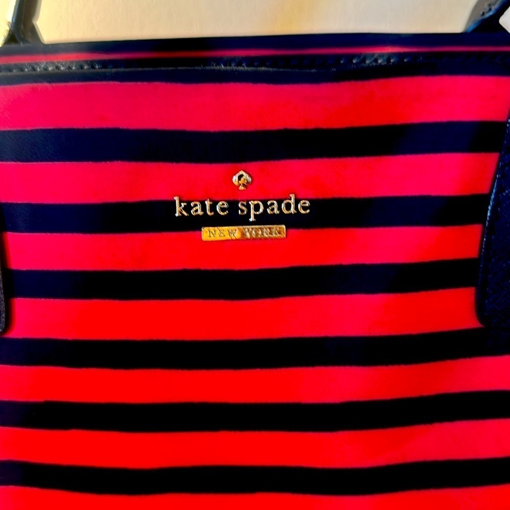 Kate Spade Catie Classic Red and Navy Striped Tote Bag LIKE NEW - Picture 2 of 12